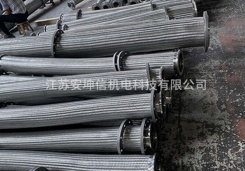 建筑隔震柔性管道